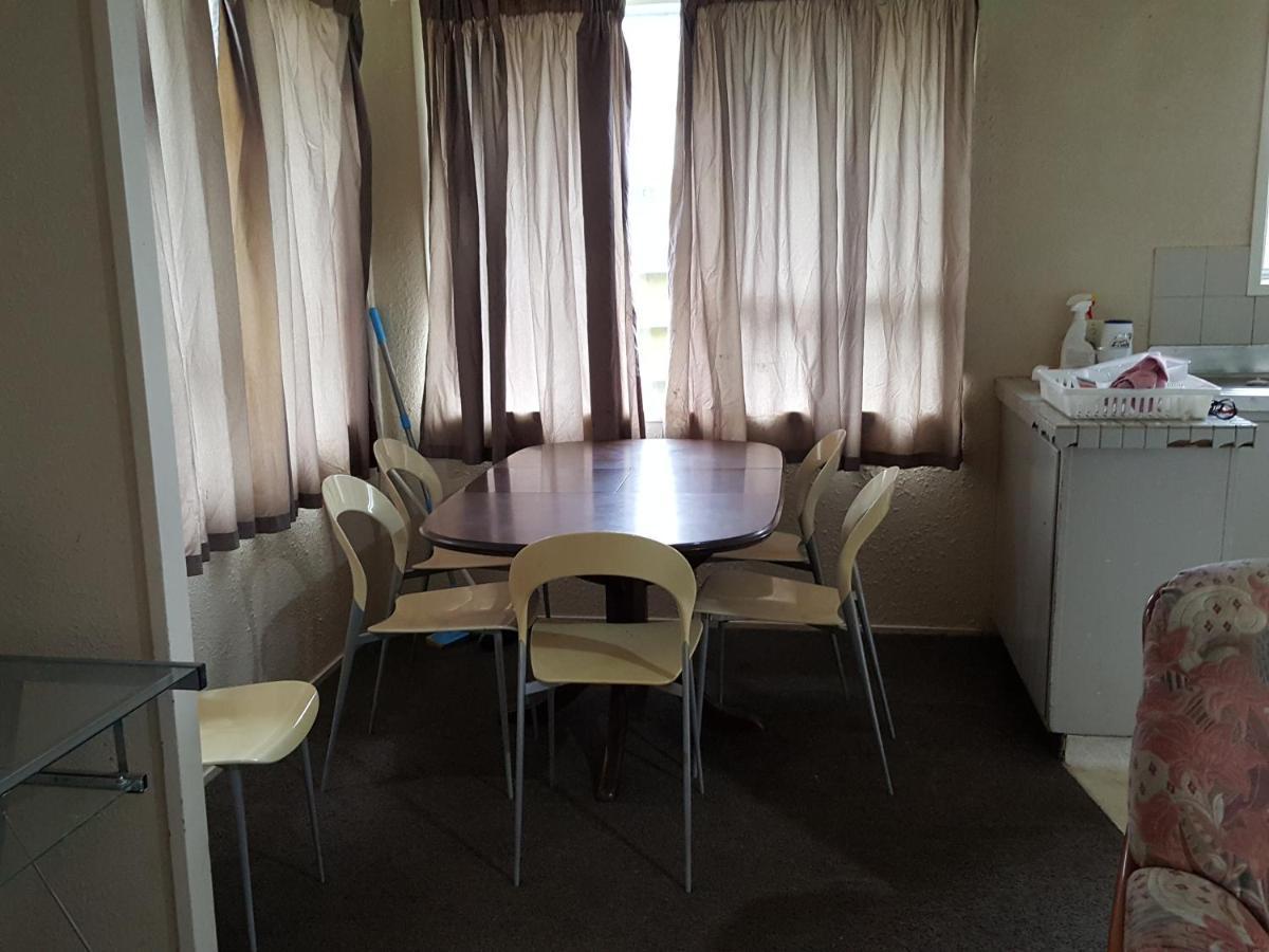 Mount Budget Accommodation Тауранга Екстериор снимка